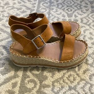 Target Sandals SZ 6.5